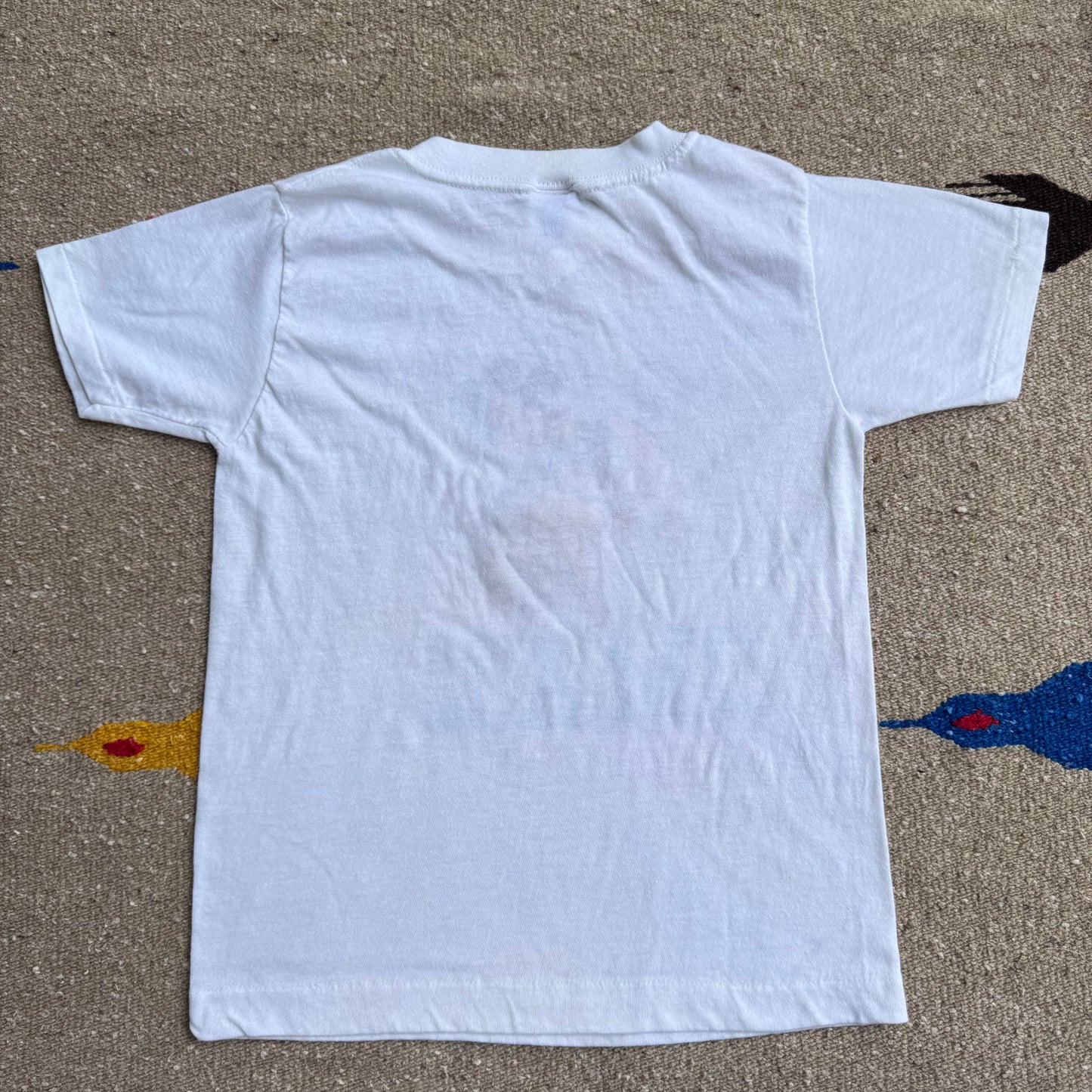 80s 90s Kids Mickey Cowboy Omak Single Stitch White T-Shirt M 10-12T Baby Tee Made In USA