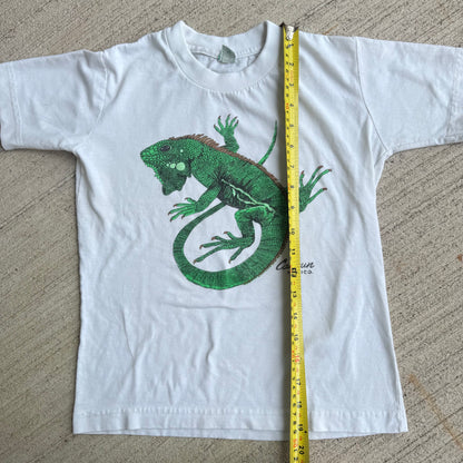 Early 2000s Kids Vintage Iguana Lizard Cancun Mexico White T-Shirt 10Y