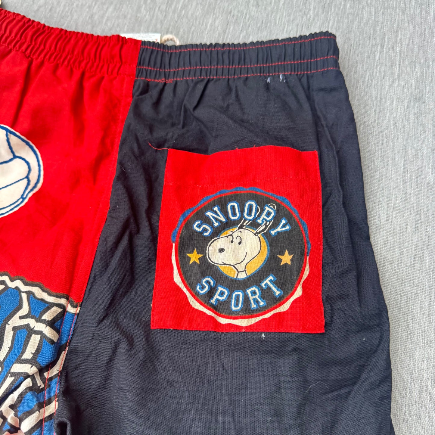NWT Kids Vintage Snoopy Sport Swim Lined Multicolour Short With Pockets 5T