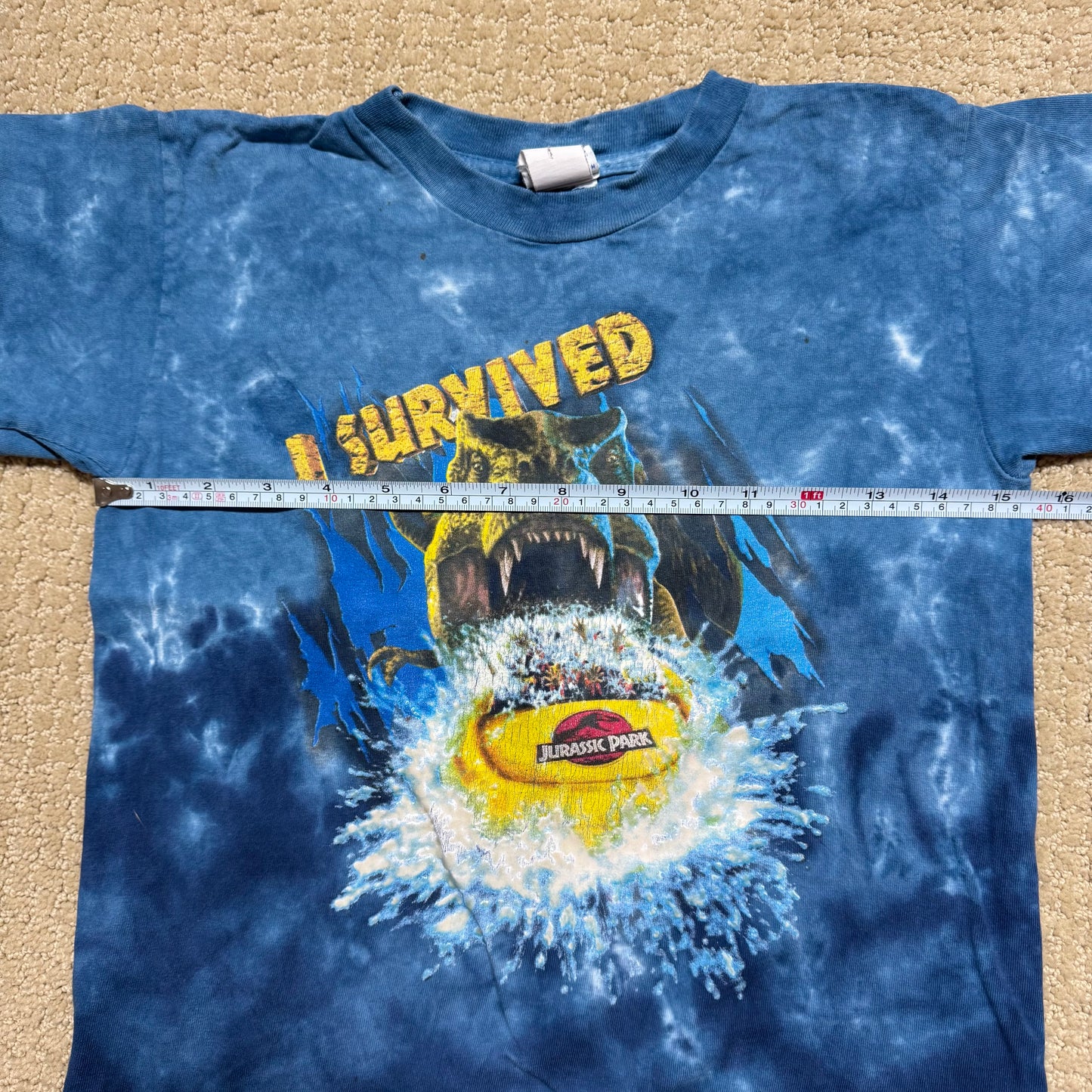 90s Kids Vintage Universal Studios I Survived Jurassic Park Glow In the Dark Print Blue Tie Dye Single Stitch Short Sleeve 100% Cotton T-Shirt M 5Y 6Y