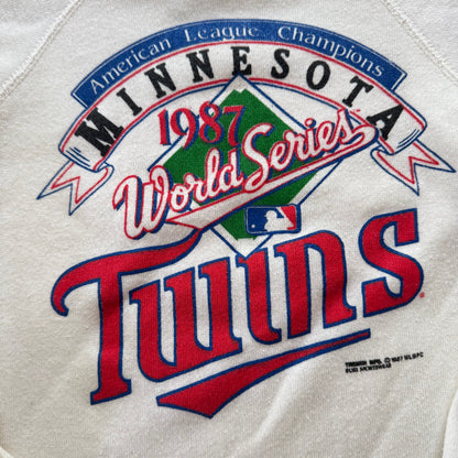 80s Kids Vintage Minnesota 1987 Baseball World Series Twins White Long Sleeve Sweatshirt M 10Y 11Y Made in USA