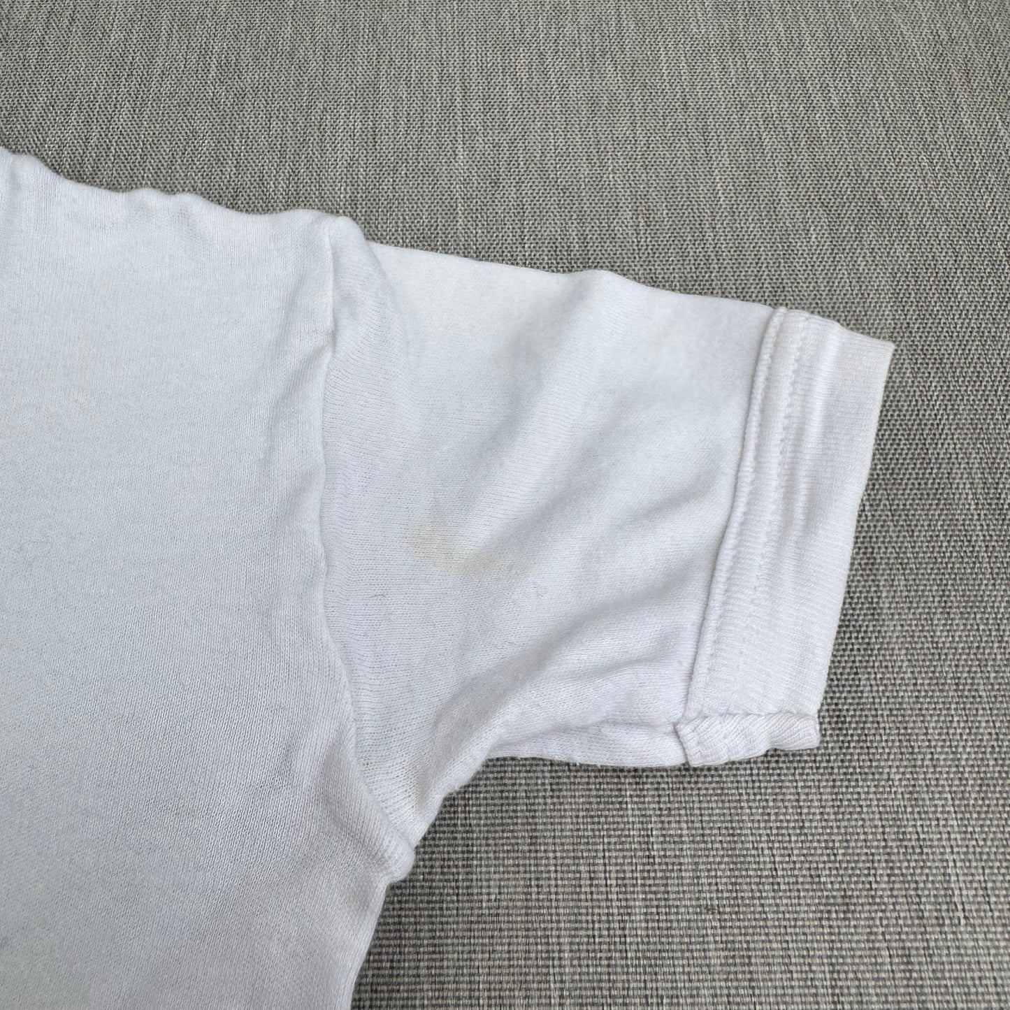 70s Kids Vintage Sweden Cute Print Design Off White Short Sleeve T-Shirt Made in Sweden 3Y 4Y 5Y