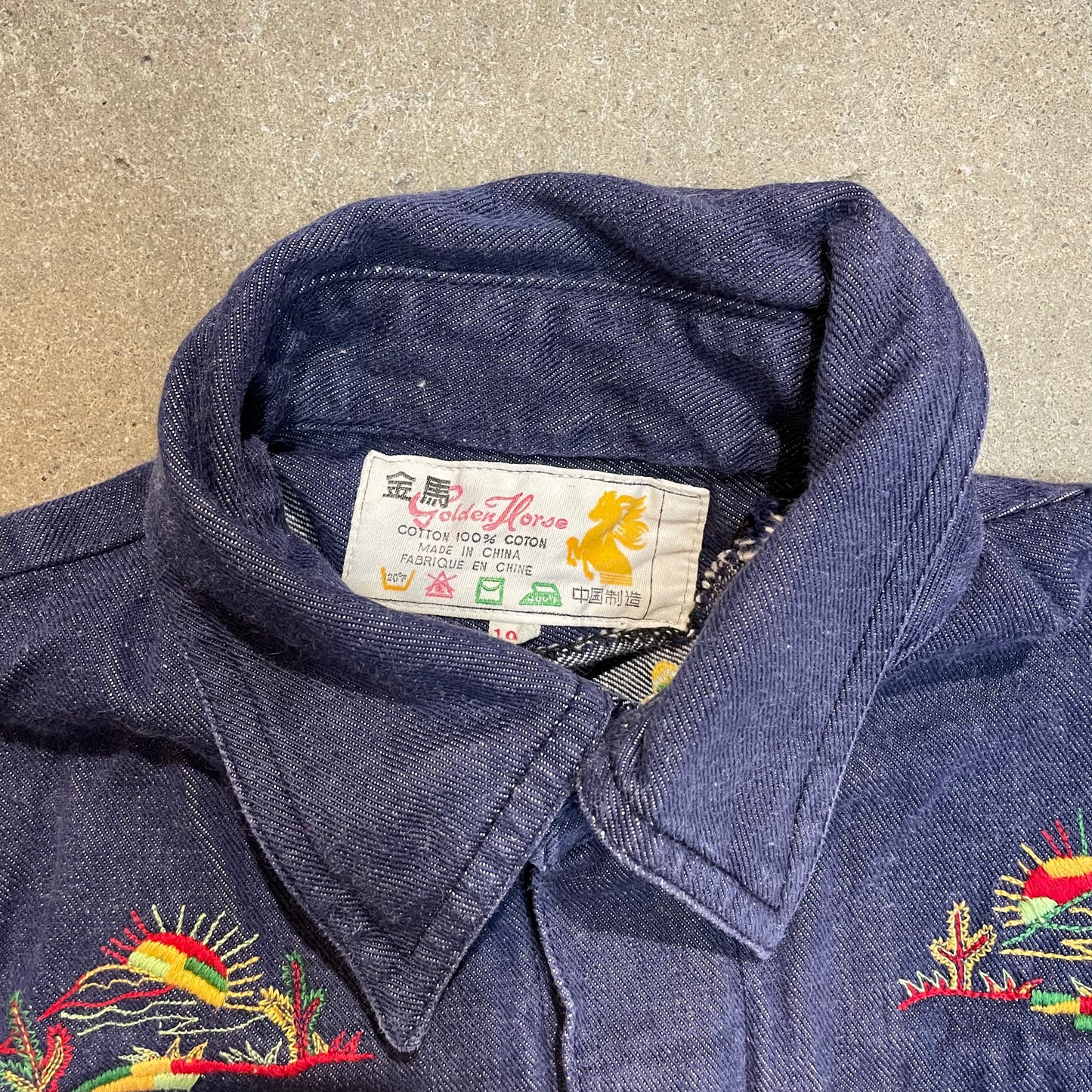 70s/80s vintage kids embroidered denim shirt 6-8y