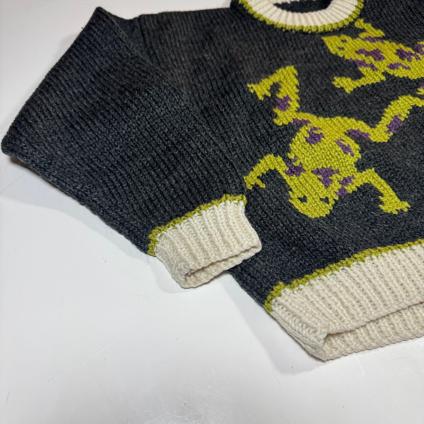 Kids Toddler Vintage Hand Knit Pullover Dark Gray AOP Cute Frogs Print 4Y 5Y 6Y