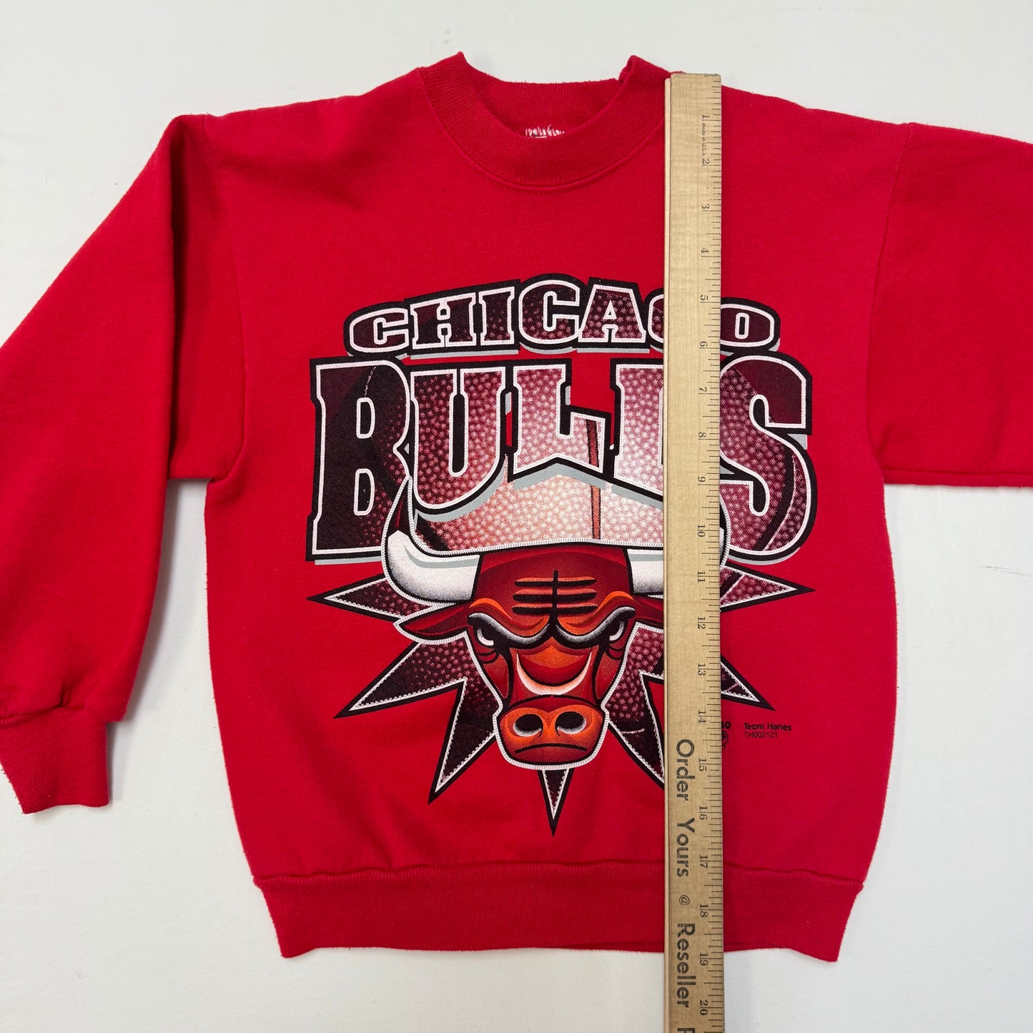 90s Kids Vintage Hanes Chicago Bulls Big Logo Red Long Sleeve Crew Sweatshirt M 10Y 11Y 12Y Made in USA