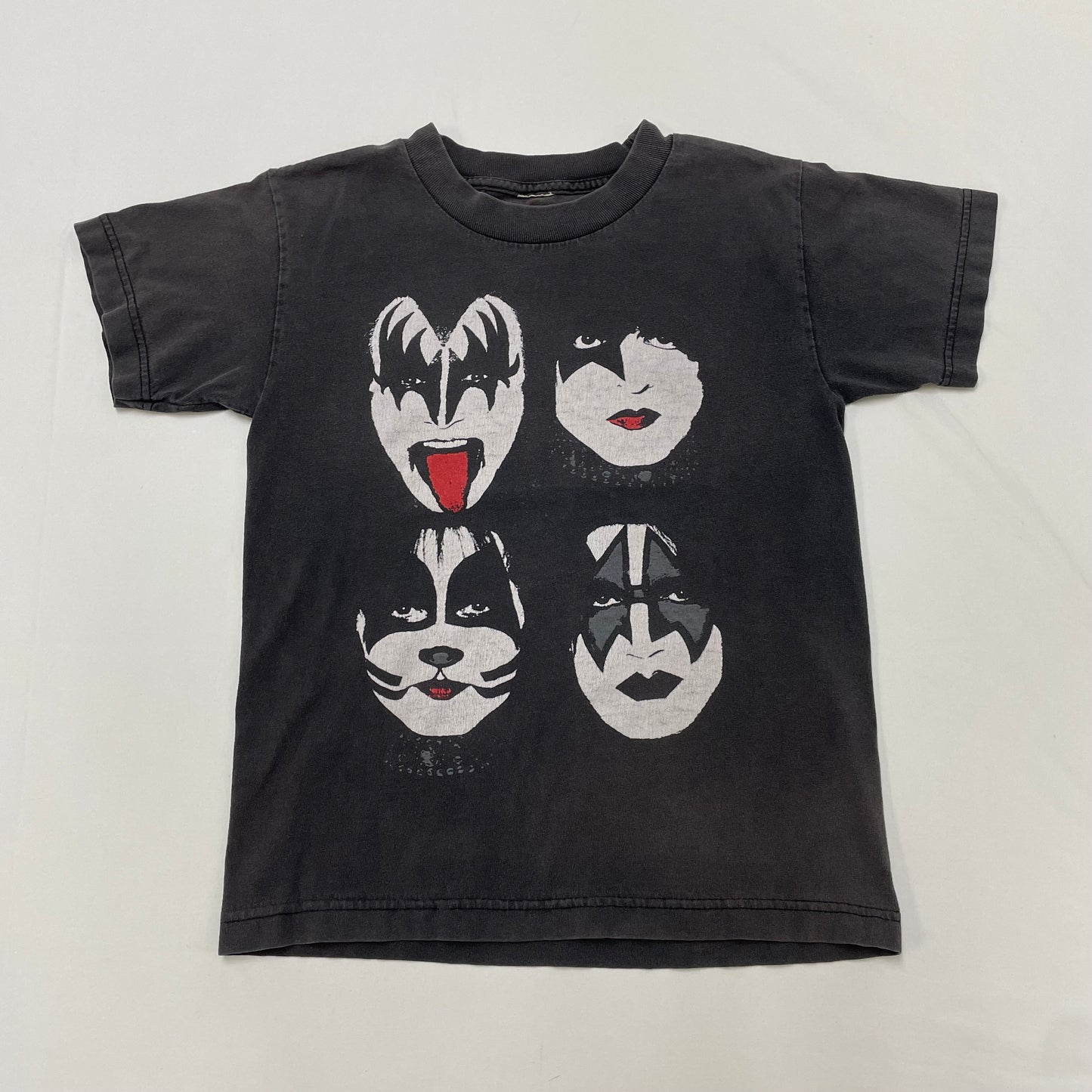 2009 Kids Vintage KISS Tour Tshirt 8-10y Baby Tee