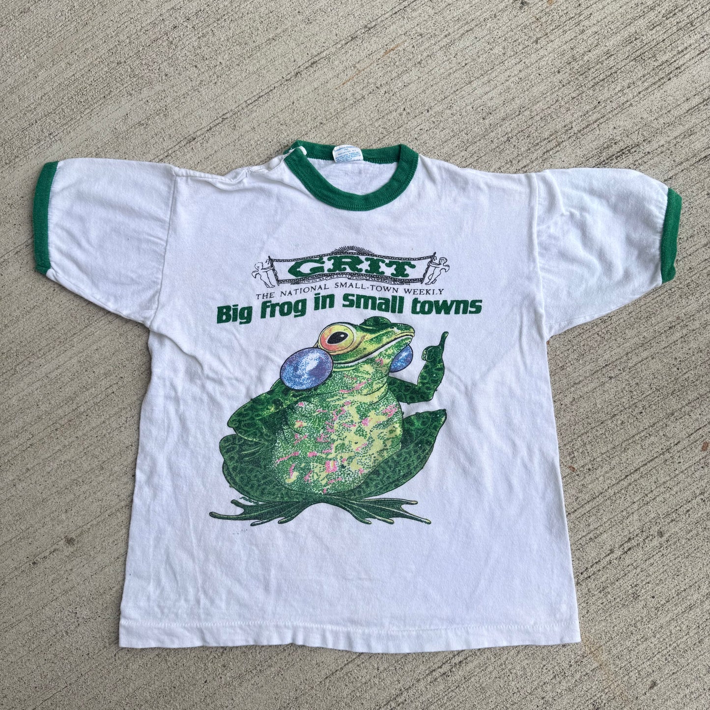 80s Kids Vintage Champion Grit Big Frog In Small Towns 100 % Cotton T-Shirt L Baby Tee Made In USA