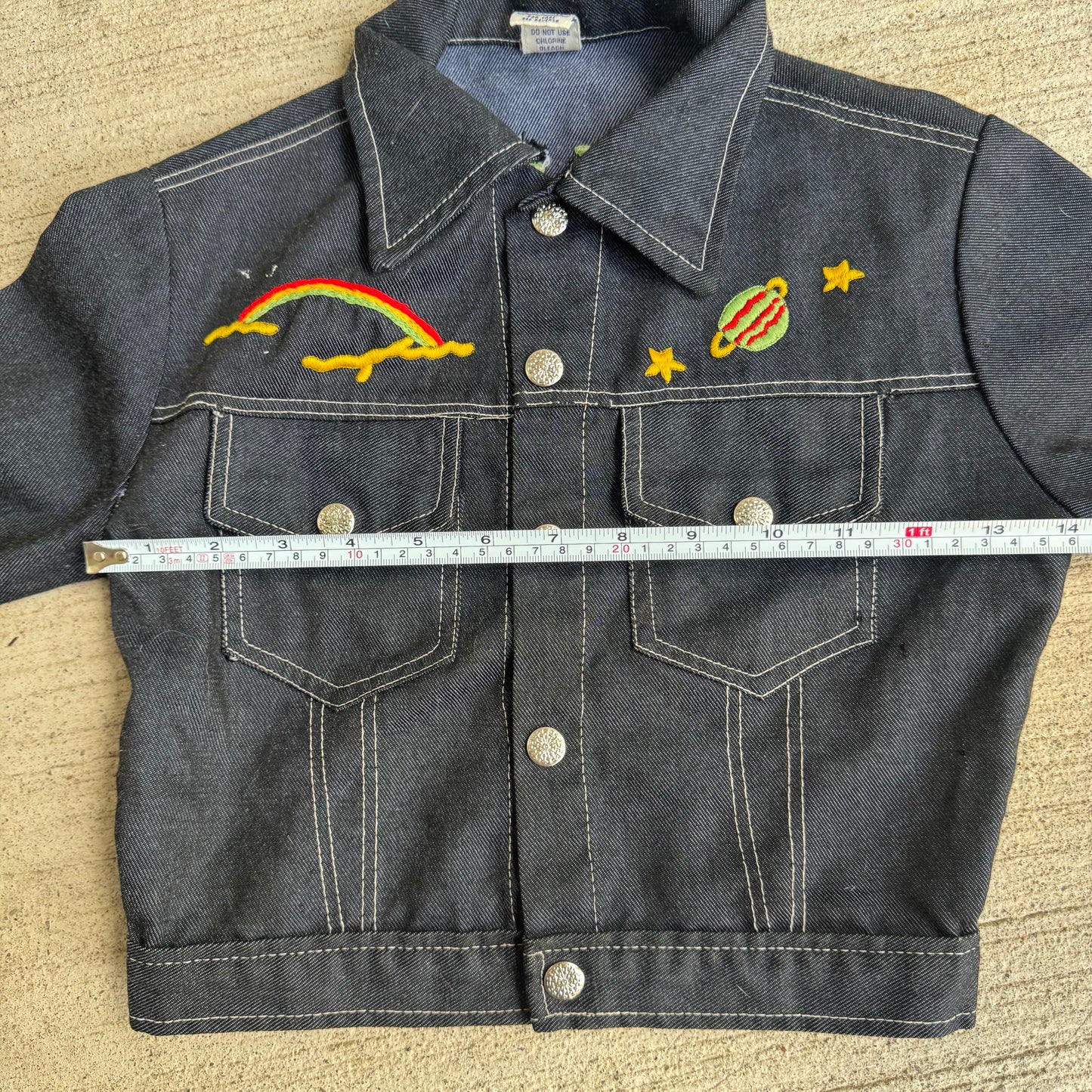80s Kids Toddler Vintage Dark Denim Snap Double Pocket Long Sleeve Jacket With Cute Embroidered Patches Front And Back 4Y 5Y