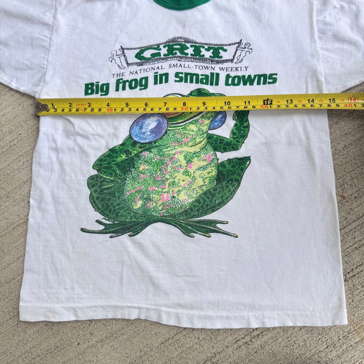 80s Kids Vintage Champion Grit Big Frog In Small Towns 100 % Cotton T-Shirt L Baby Tee Made In USA