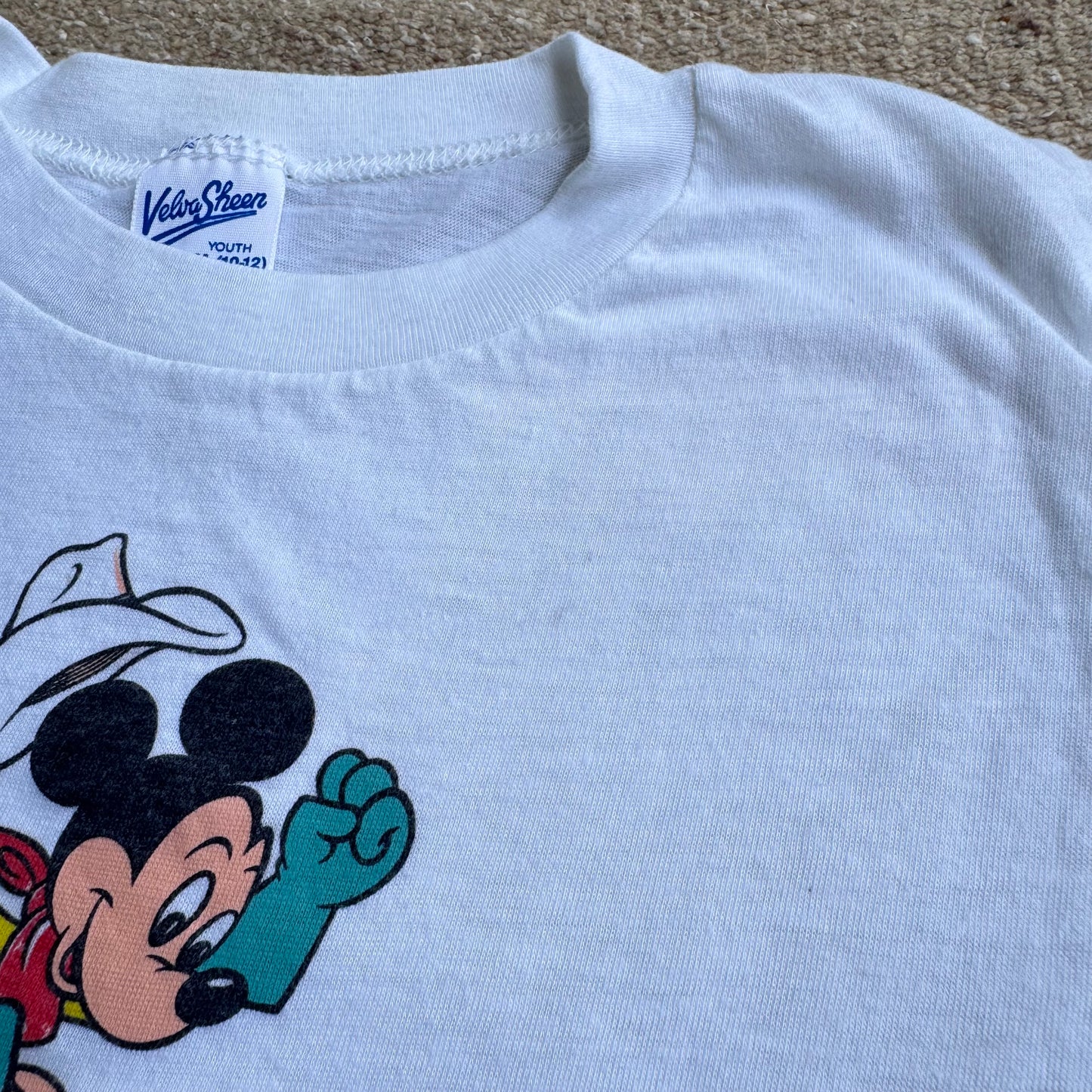 80s 90s Kids Mickey Cowboy Omak Single Stitch White T-Shirt M 10-12T Baby Tee Made In USA