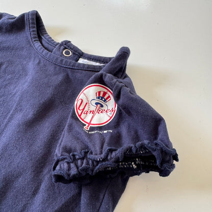 2000s Kids Girls Toddler 2 Piece  Set MLB New York Yankees Adjustable Strap Khaki Dress Baseball Pattern With Short Sleeve Navy T-Shirt 18 m