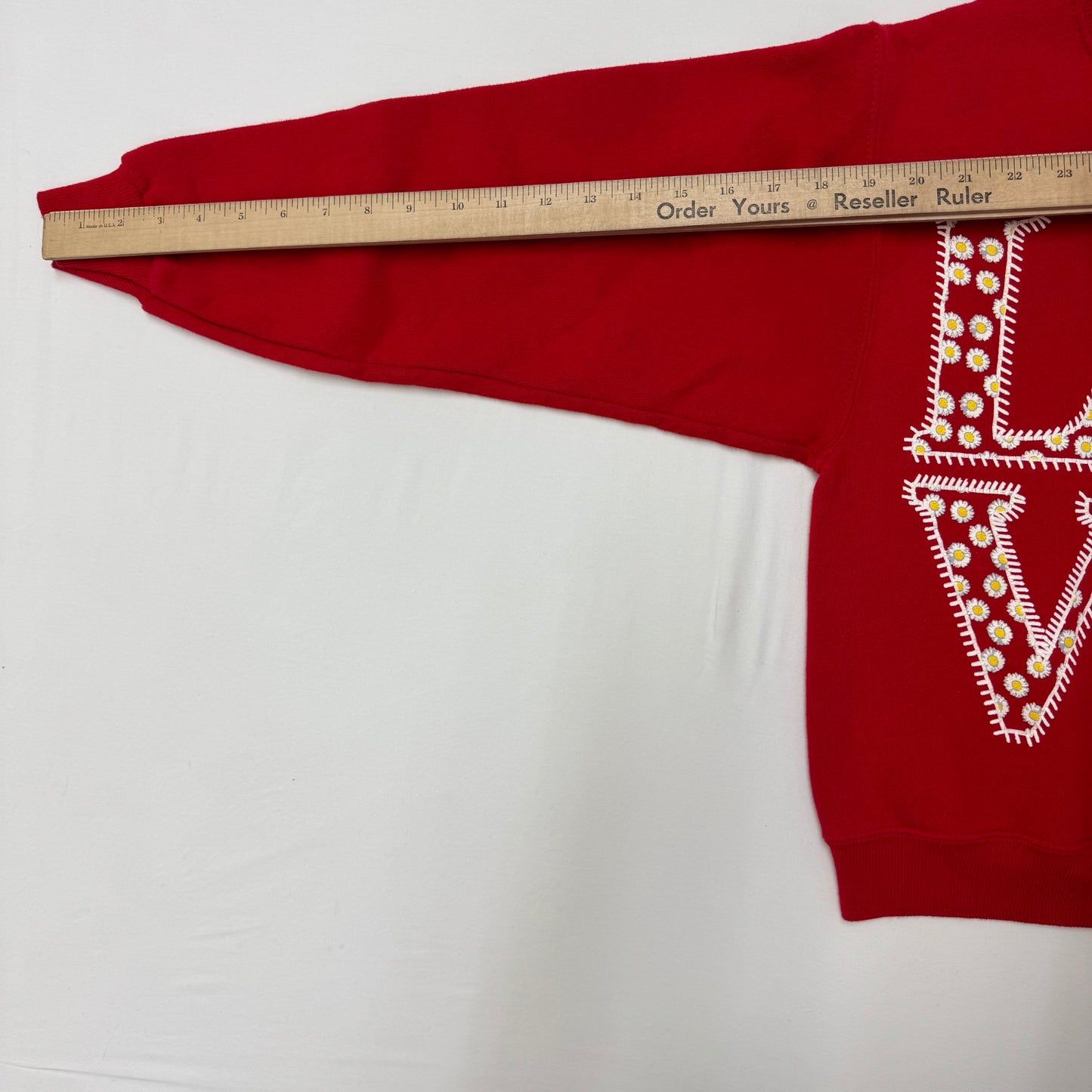 90s Kids Vintage Lee Sport Chicago Bulls Love Red Long Sleeve Sweatshirt M 10Y 11Y 12Y Made in USA