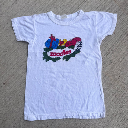 80s Kids Vintage Zoodles Animals White 100% Cotton T-Shirt S 8Y 9Y 10Y Baby Tee