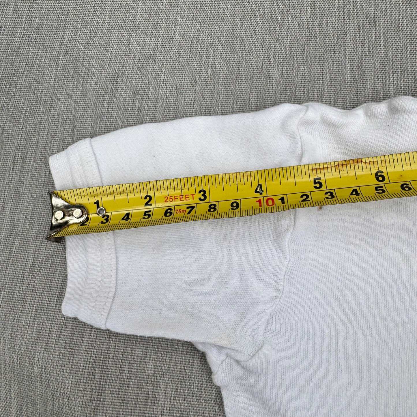 70s Kids Vintage Sweden Cute Print Design Off White Short Sleeve T-Shirt Made in Sweden 3Y 4Y 5Y