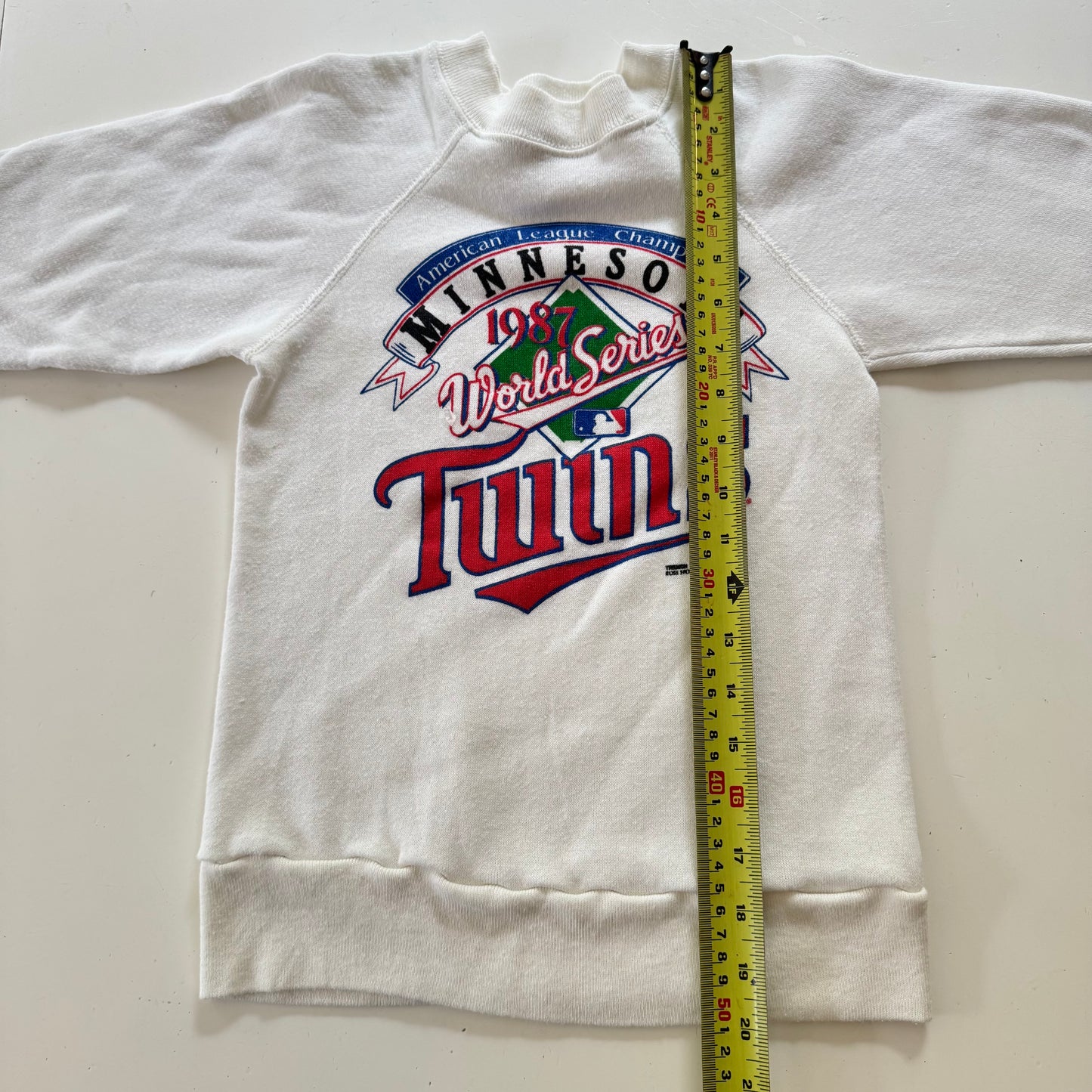 80s Kids Vintage Minnesota 1987 Baseball World Series Twins White Long Sleeve Sweatshirt M 10Y 11Y Made in USA