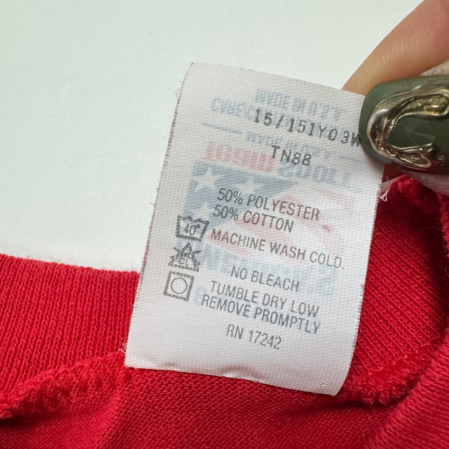 90s Kids Baby Infant Vintage NBA Chicago Bulls Red Single Stitch Short Sleeve 50/50 T-Shirt 18 m Made in USA