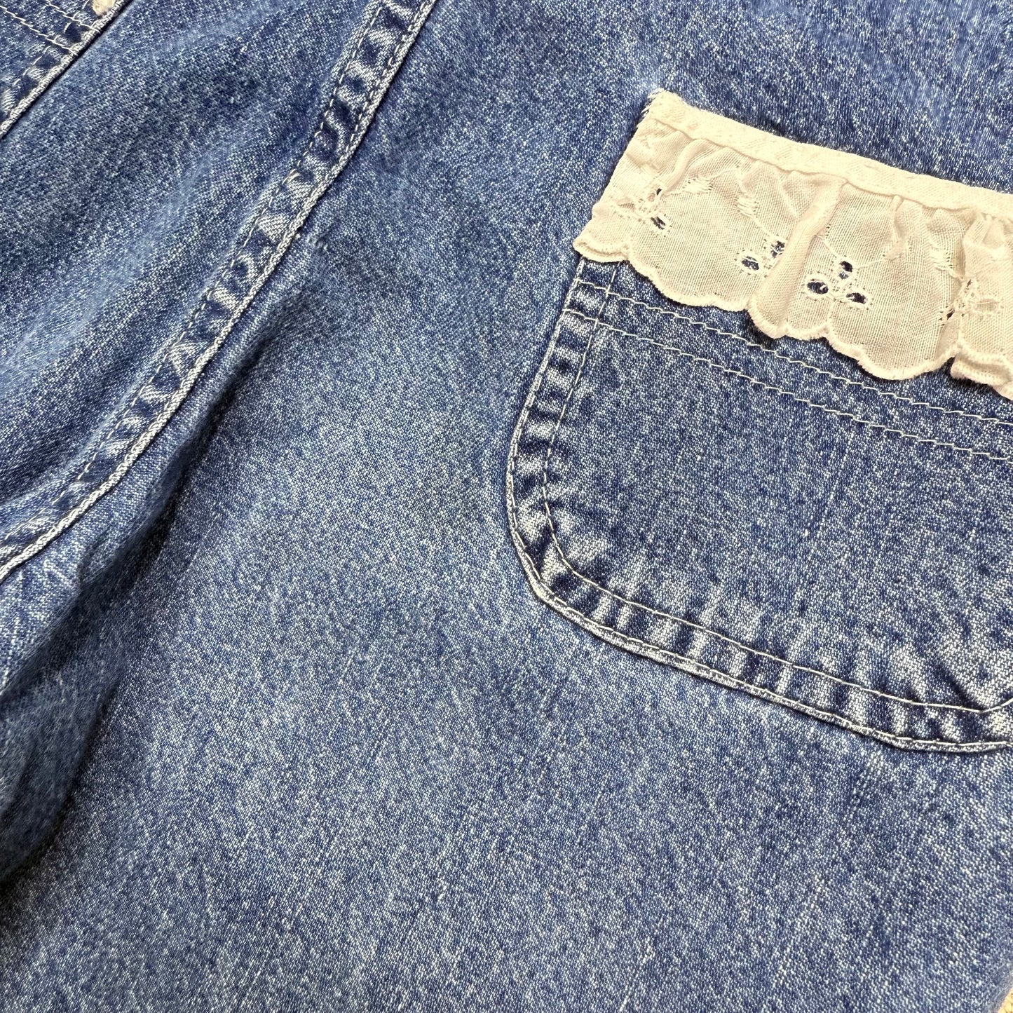 2000’ Y2K Kids Toddler Vintage Oshkosh Bgosh Lace Hand Stitched Loose Fit Denim Overall / 3T