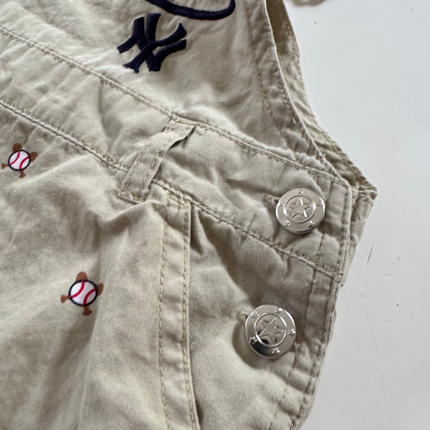 2000s Kids Girls Toddler 2 Piece  Set MLB New York Yankees Adjustable Strap Khaki Dress Baseball Pattern With Short Sleeve Navy T-Shirt 18 m