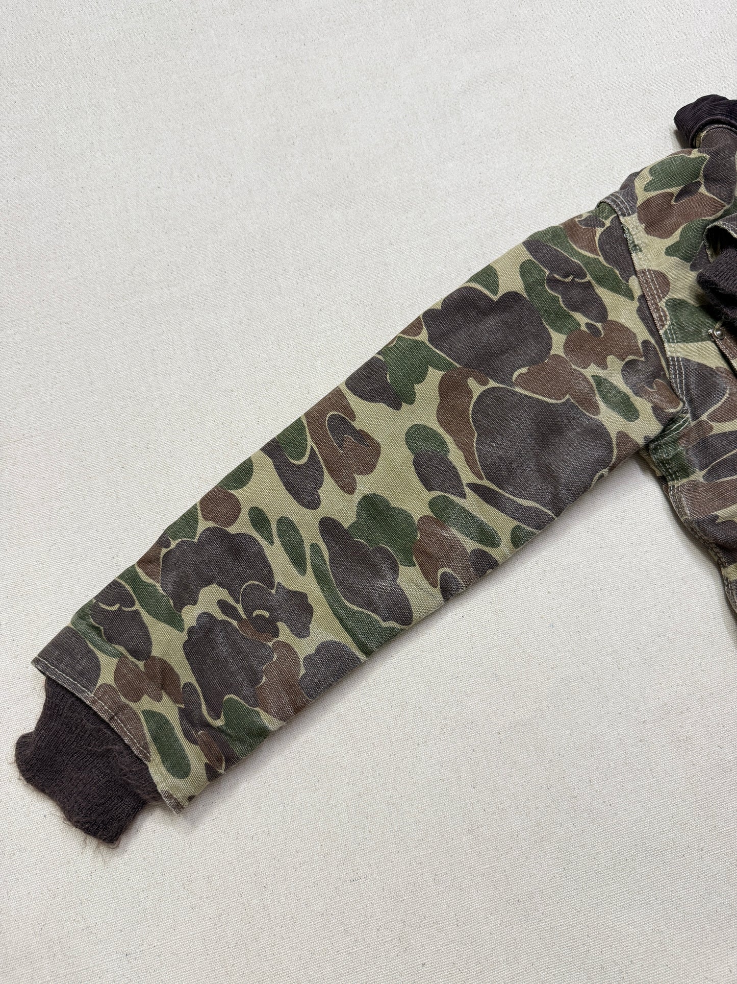 80s Kids Youth Vintage Carhartt Rare Duck Hunting Camo Corduroy Collar Quilt Lined Jacket / 7y 8y 9y