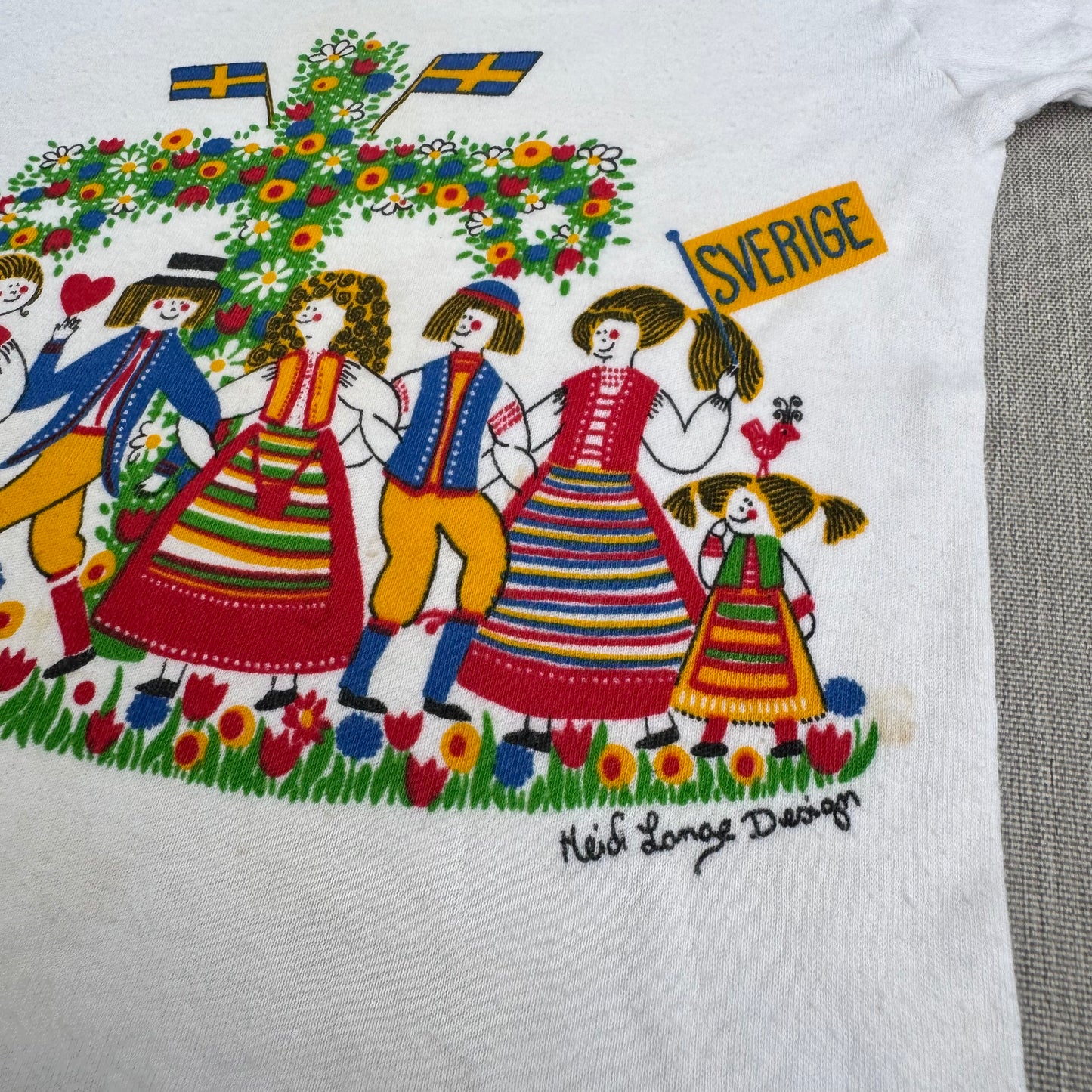 70s Kids Vintage Sweden Cute Print Design Off White Short Sleeve T-Shirt Made in Sweden 3Y 4Y 5Y