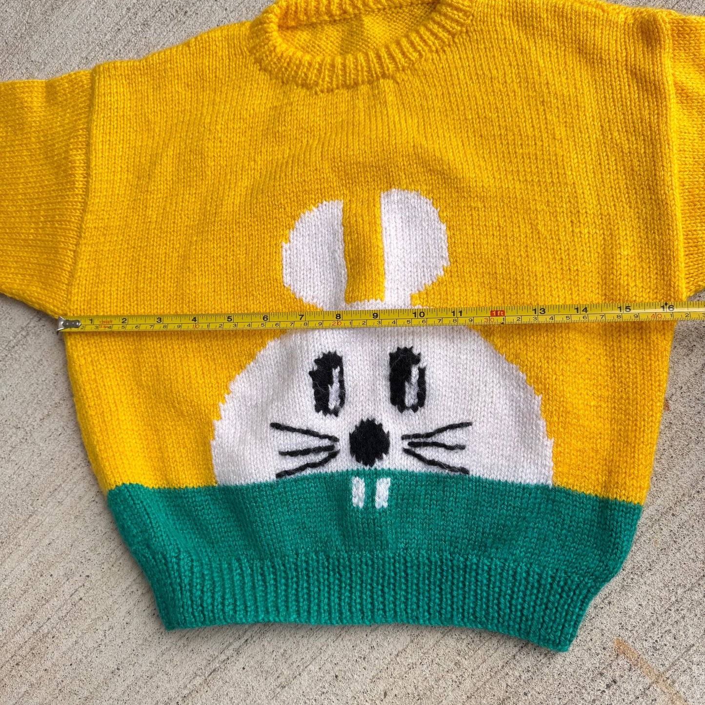 Kids Vintage Hand Knit Bunny Yellow Pullover Sweater 5Y 6Y 7Y 8Y