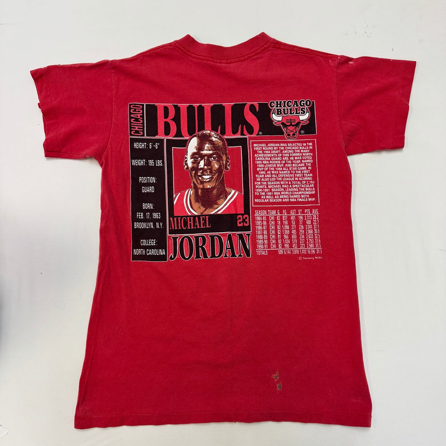 Early 90s Kids Teen Vintage Nutmeg NBA Chicago Bulls AOP Michael Jordan 23 Red Single Stitch Short Sleeve T-Shirt M 12-14Y Made in USA