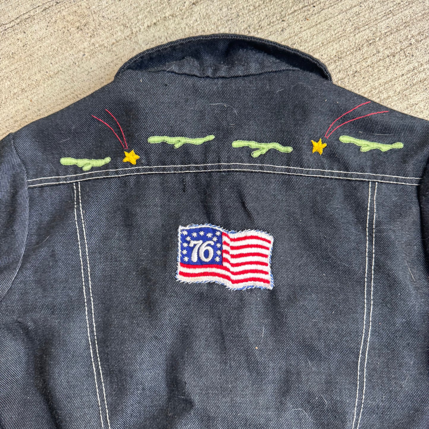 80s Kids Toddler Vintage Dark Denim Snap Double Pocket Long Sleeve Jacket With Cute Embroidered Patches Front And Back 4Y 5Y