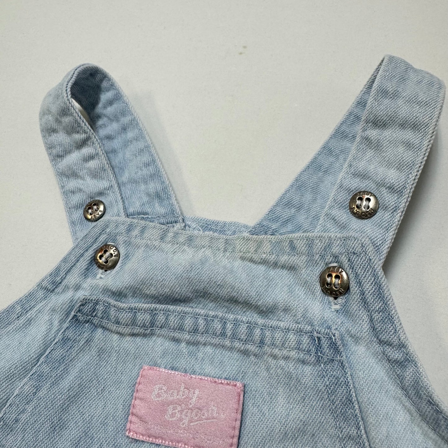 90s Kids Baby Vintage Oshkosh Bgosh Light Denim Shortall Romper Pink Label /6m/9m/12m