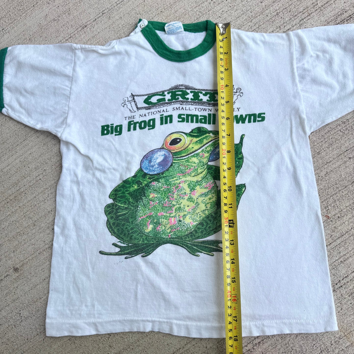80s Kids Vintage Champion Grit Big Frog In Small Towns 100 % Cotton T-Shirt L Baby Tee Made In USA