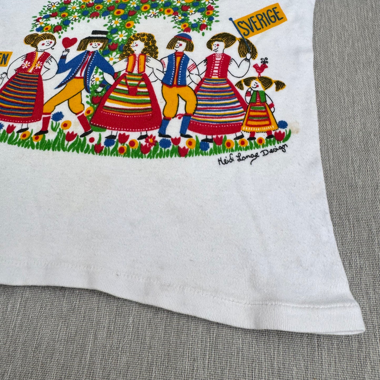70s Kids Vintage Sweden Cute Print Design Off White Short Sleeve T-Shirt Made in Sweden 3Y 4Y 5Y