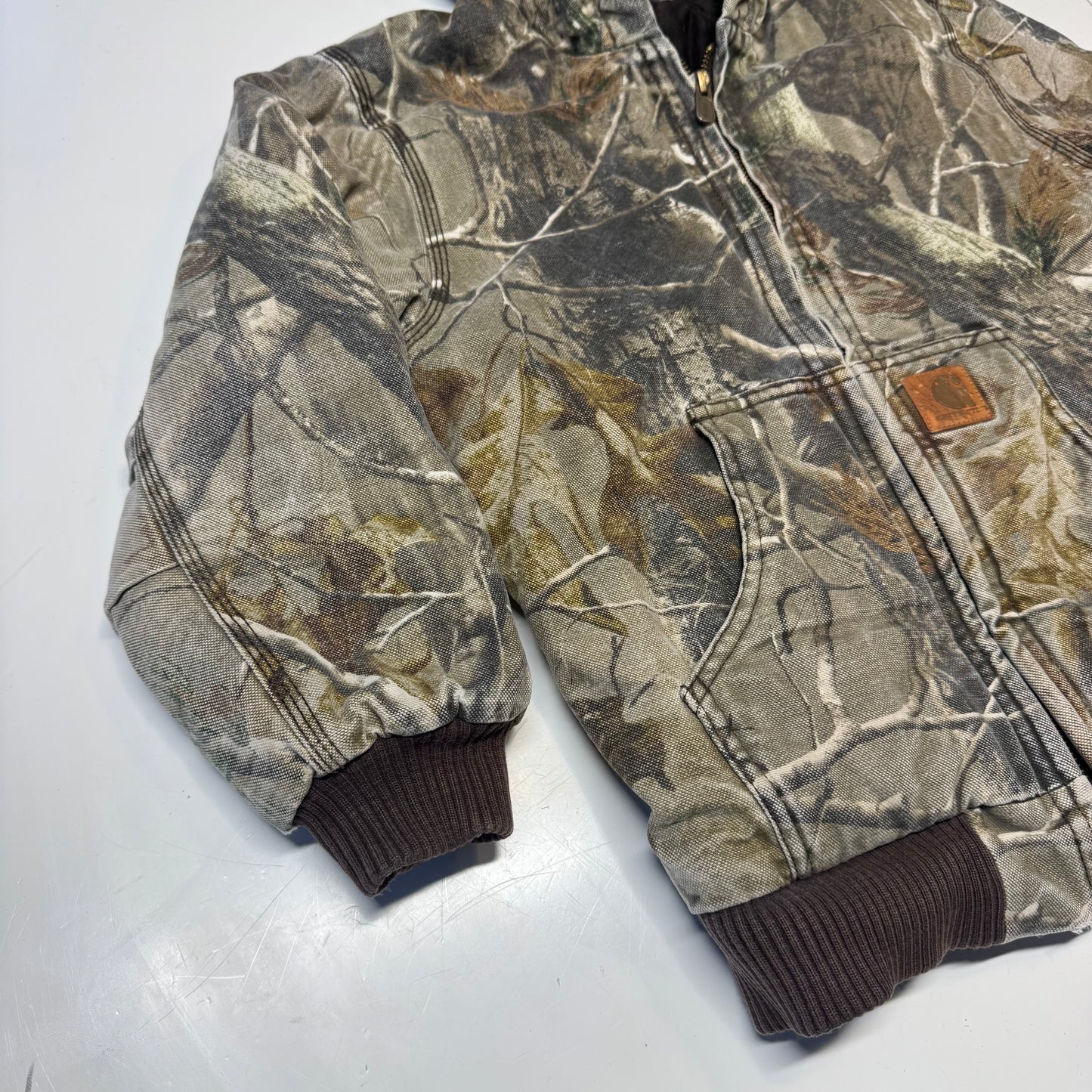 2000s Kids Youth Vintage Carhartt Camo Real Tree Hooded Active Lined Heavy Jacket / S/ 7y 8y