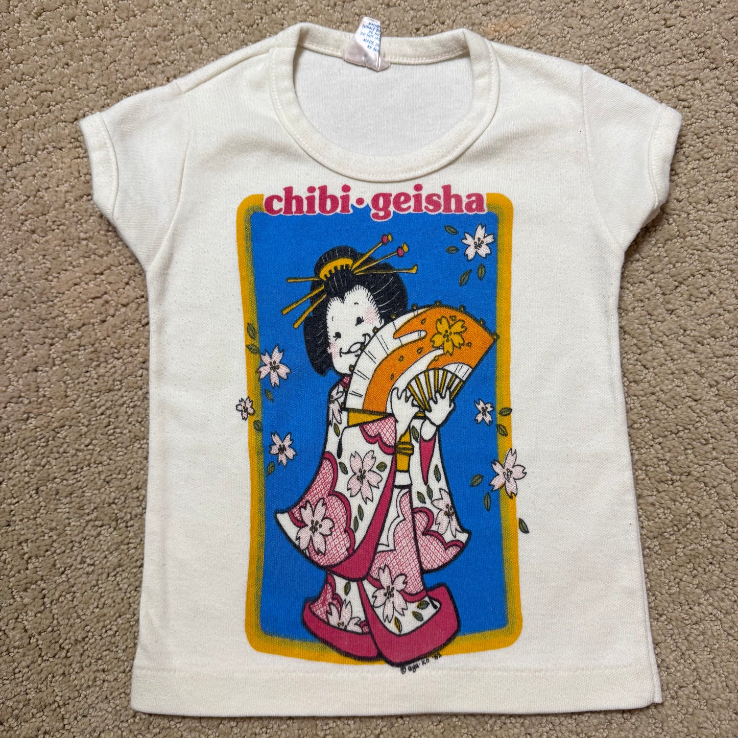 80s Kids Toddler Vintage Chibi•Geisha Cute Character Print Short Sleeve Off White T-Shirt XS 2T 3T Made in USA